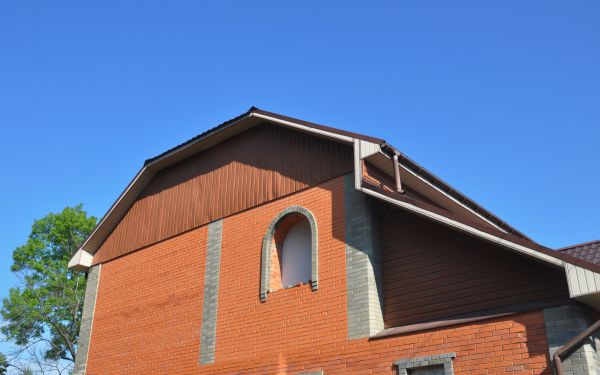 Brick Window Installation in Liberty Hill